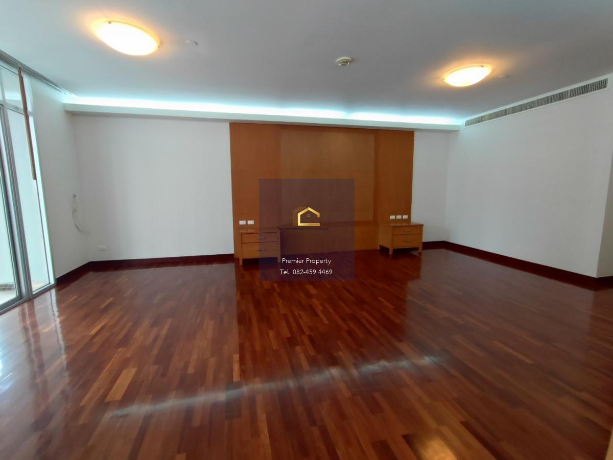 อพาร์ทเมนท์ 3 ห้องนอน ให้เช่าย่านอโศก สามารถเลี้ยงสัตว์ได้