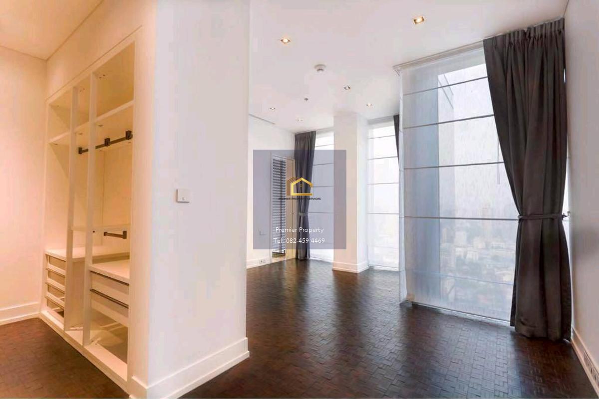 Unfurnished 3 Bedrooms rent at the Ritz-calton Mahanakorn