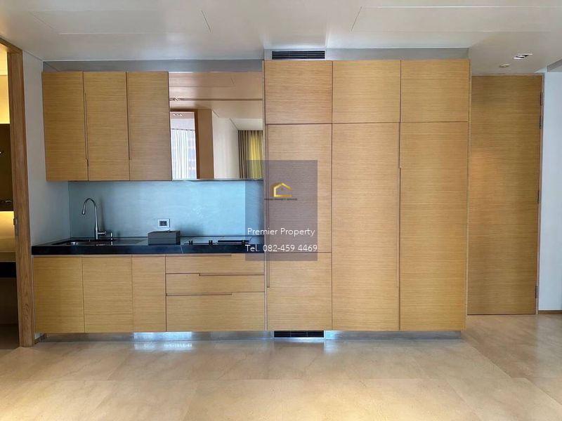 คอนโด 2 ห้องนอน สำหรับเช่า ที่ Saladaeng Residences คอนโดมิเนียมทำเลยอดเยี่ยมในย่านศาลาแดง